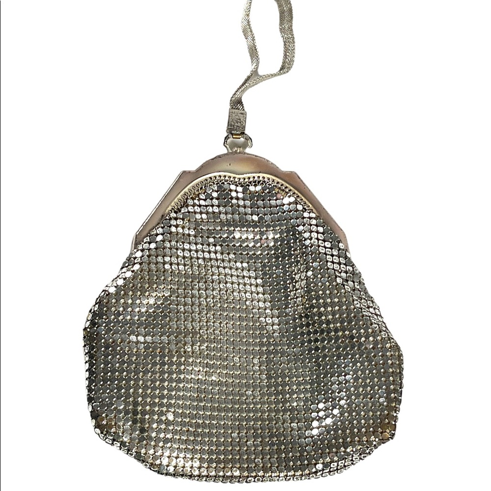 Vintage 1950s Whiting & Davis silver wristlet metal mesh chain mail even…